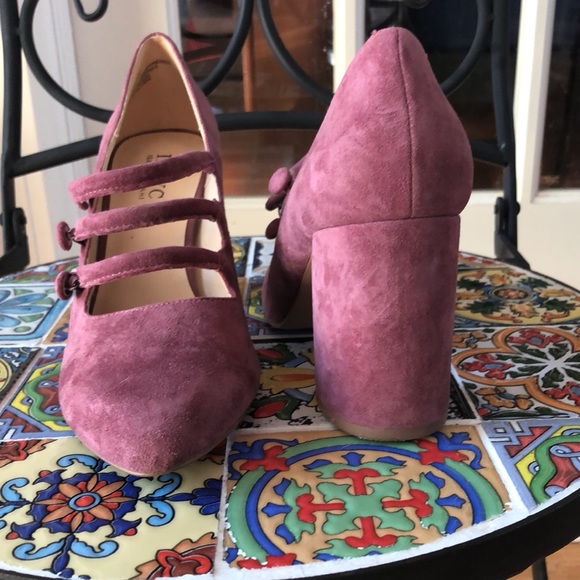 IMNYC Isaac Mizrahi mauve chunky almond toe pump - Picture 2 of 6